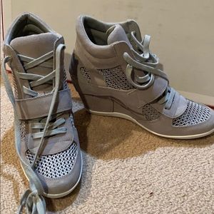 Wedge sneaker - grey